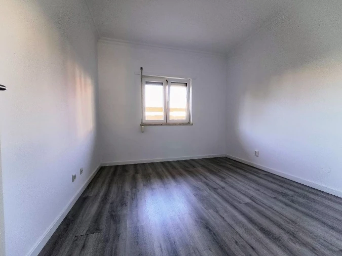 Apartamento T3 para Venda em Quinta do Conde Foto 20
