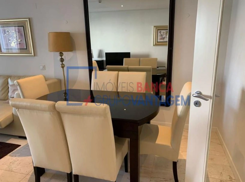 Apartamento T2 para Venda em Quarteira Foto 5
