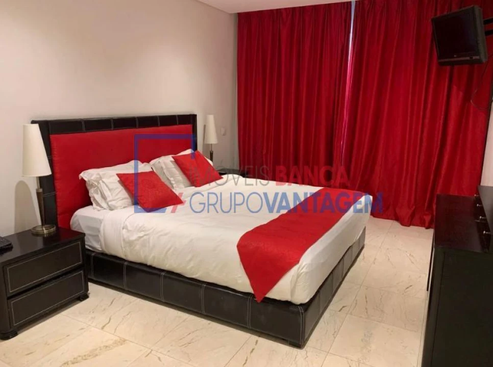 Apartamento T2 para Venda em Quarteira Foto 10