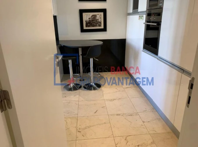 Apartamento T2 para Venda em Quarteira Foto 6