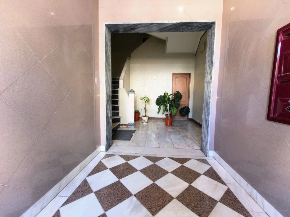 Apartamento T4 para Venda em Amora Foto 2