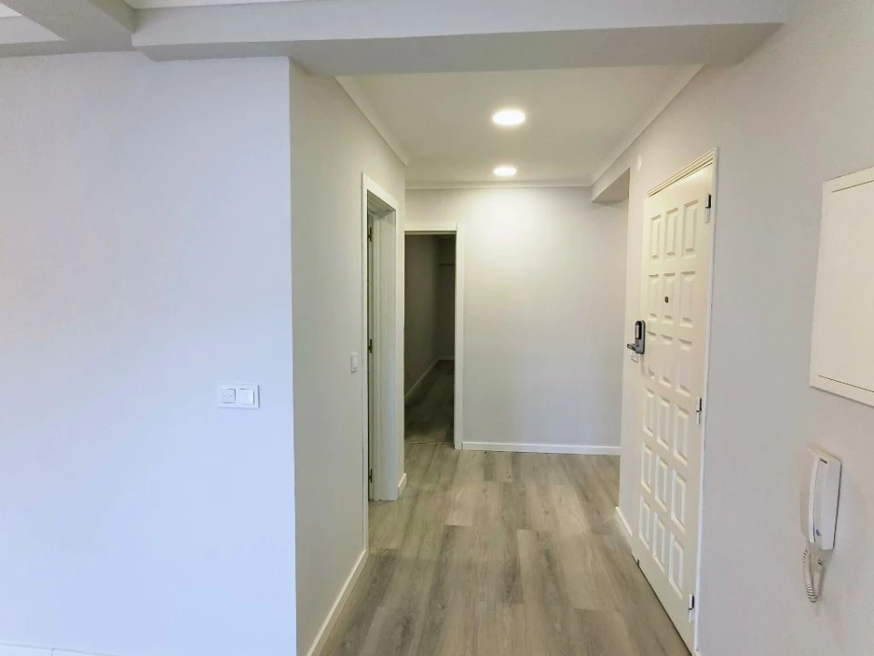 Apartamento T4 para Venda em Amora Foto 10