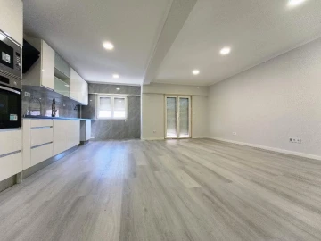 Apartamento T4 para Venda em Amora