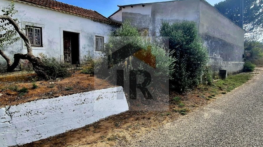 Quinta T1 para Venda em Nossa Senhora do Pópulo, Coto e São Gregório