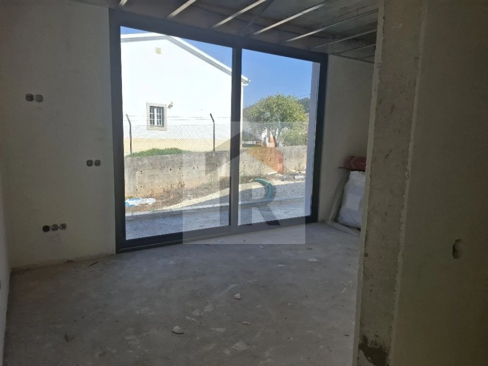 Moradia T4 para Venda em Salir de Matos Foto 21