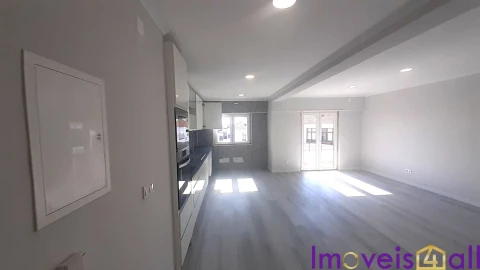 Apartamento T4 para Venda em Amora