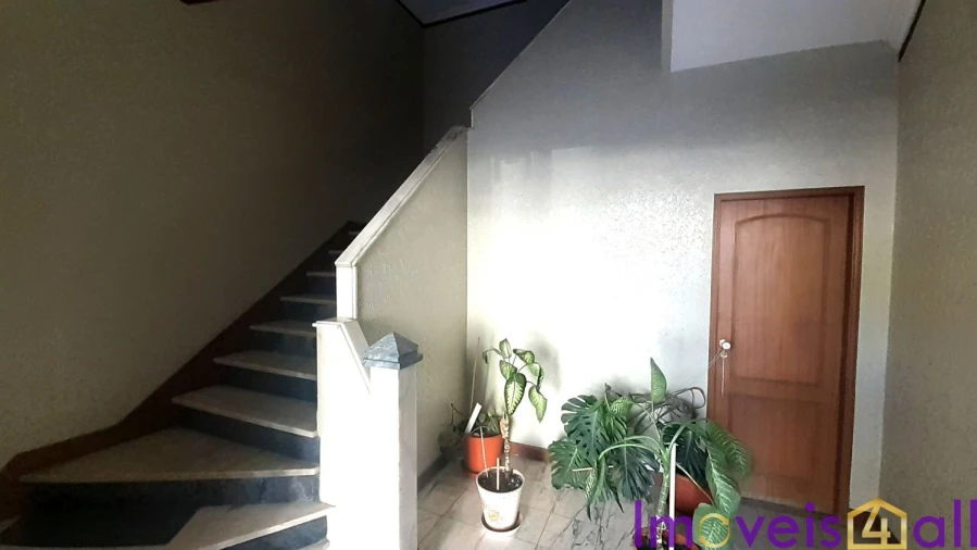 Apartamento T4 para Venda em Amora Foto 25