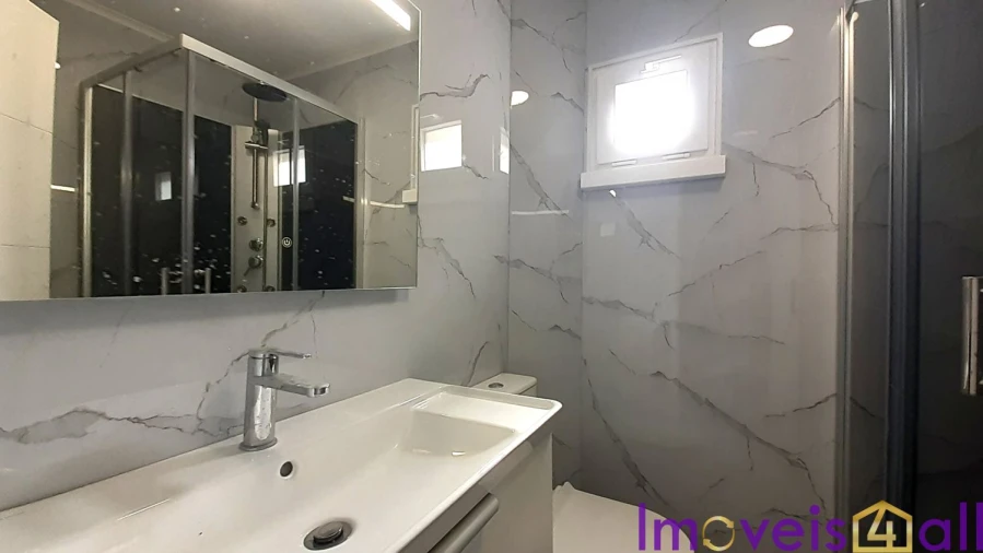 Apartamento T3 para Venda em Laranjeiro e Feijó Foto 23