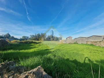 Terreno para Venda em Santa Marinha e São Pedro da Afurada