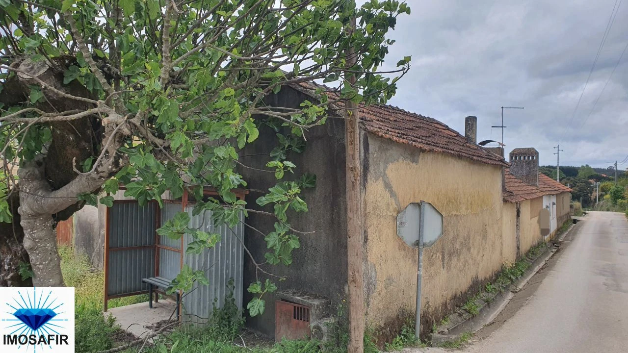 Moradia T3 para Venda em Ferreira do Zezere Foto 3