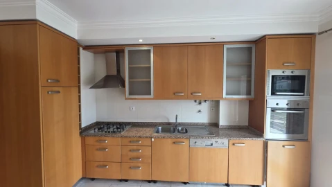 Apartamento T2 para Venda em Ferreira do Zezere