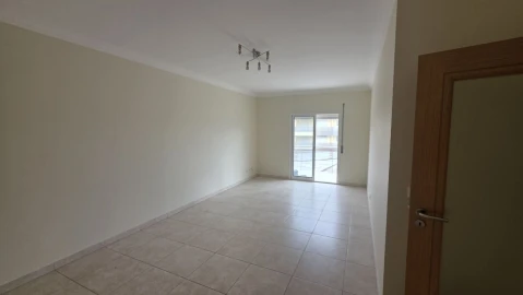 Apartamento T2 para Venda em Ferreira do Zezere