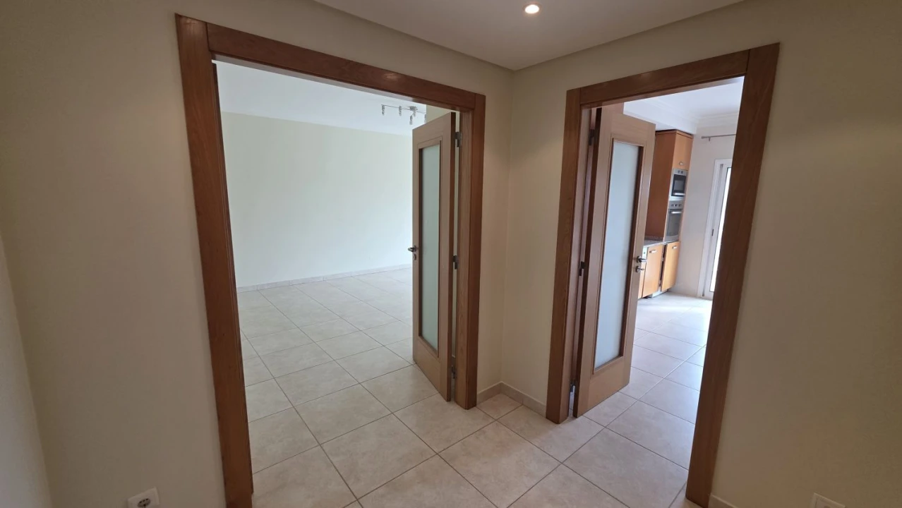 Apartamento T2 para Venda em Ferreira do Zezere Foto 4