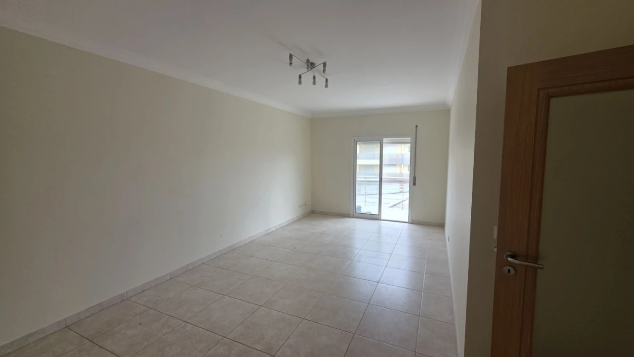 Apartamento T2 para Venda em Ferreira do Zezere Foto 5