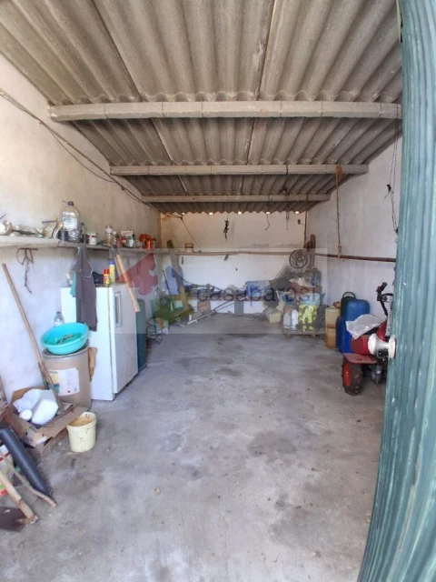 Terreno para Venda em Longomel