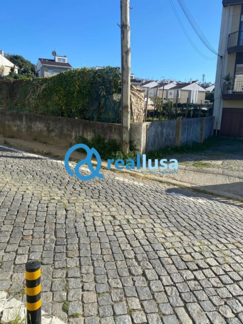 Terreno para Venda em Campanhã