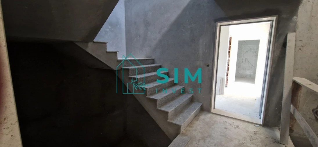 Apartamento T2 para Venda em Corroios Foto 2