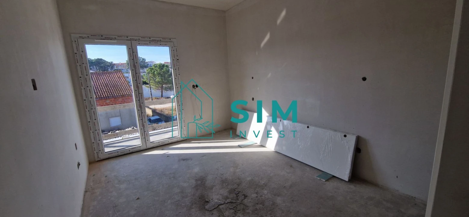 Apartamento T2 para Venda em Corroios Foto 13