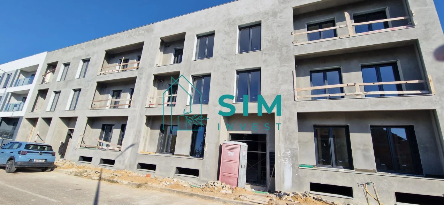 Apartamento T2 para Venda em Corroios Foto 1