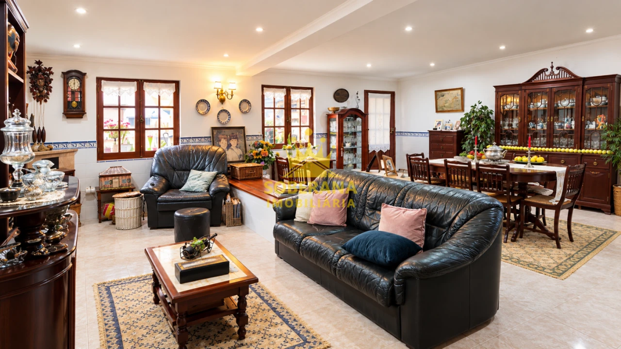 Apartamento T4 para Venda em Rio Maior Foto 1