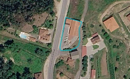 Loja para Venda em Arcozelo