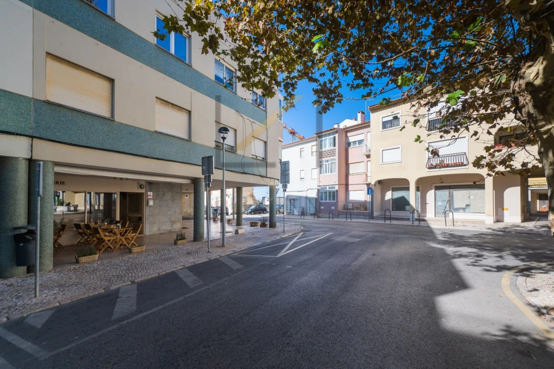 Apartamento T1 para Venda em Cascais e Estoril Foto 30