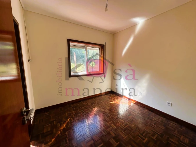 Moradia T4 para Venda em Silva Escura e Dornelas Foto 6