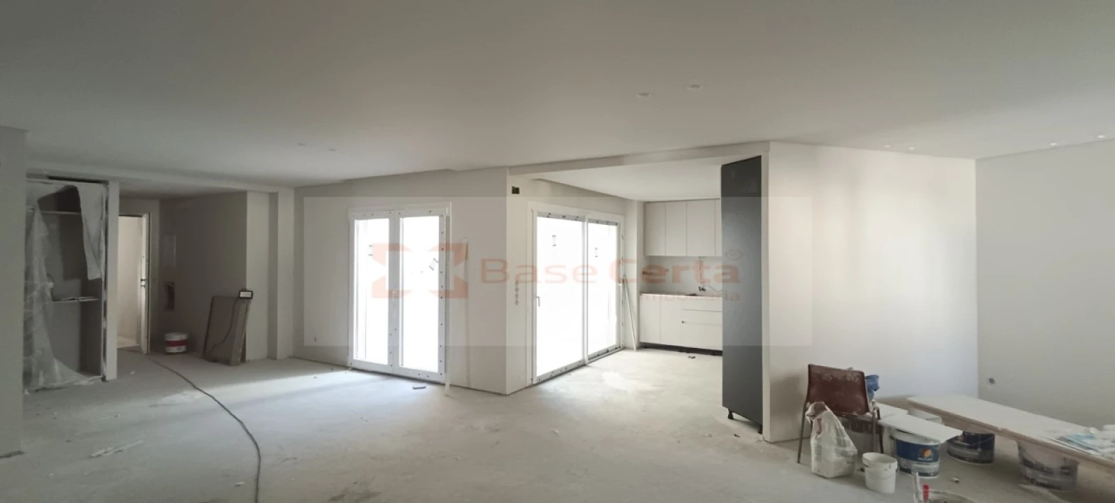 Apartamento T2 para Venda em Santa Iria de Azoia, São João da Talha e Bobadela Foto 3