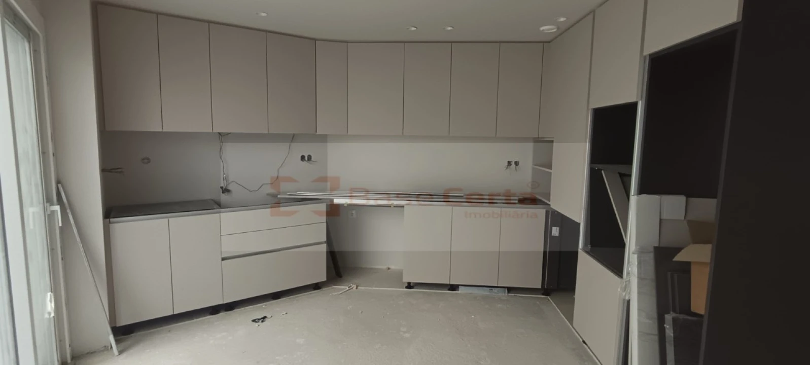Apartamento T2 para Venda em Santa Iria de Azoia, São João da Talha e Bobadela Foto 17