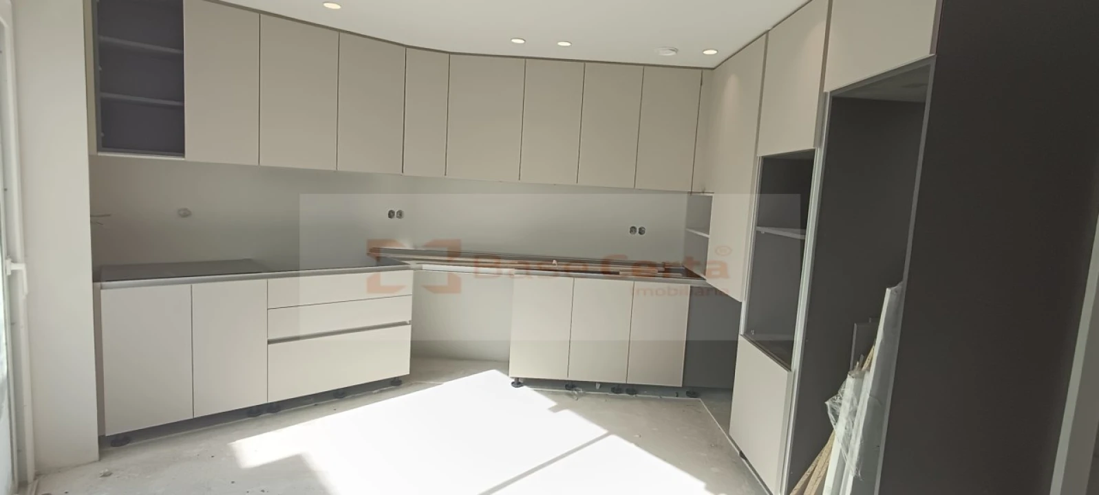 Apartamento T2 para Venda em Santa Iria de Azoia, São João da Talha e Bobadela Foto 25