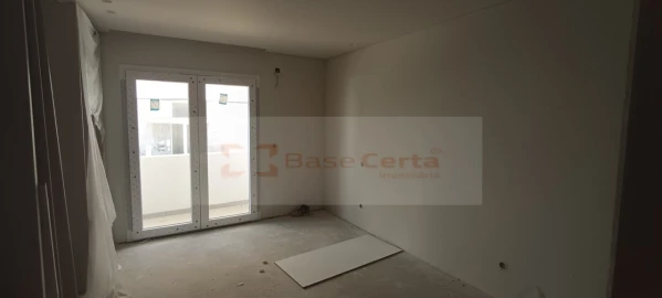 Apartamento T2 para Venda em Santa Iria de Azoia, São João da Talha e Bobadela