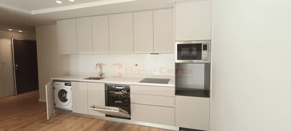 Apartamento T2 para Venda em Santa Iria de Azoia, São João da Talha e Bobadela
