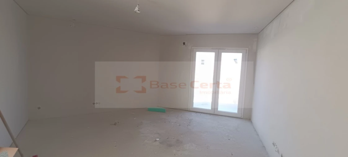 Apartamento T2 para Venda em Santa Iria de Azoia, São João da Talha e Bobadela Foto 9