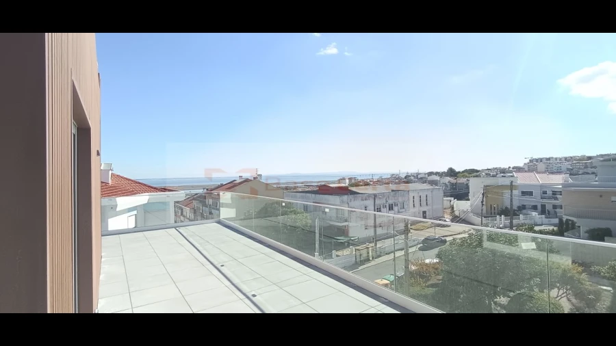 Apartamento T2 para Venda em Santa Iria de Azoia, São João da Talha e Bobadela