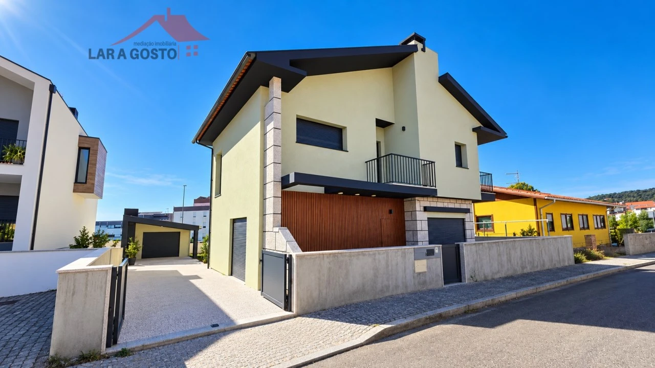 Moradia T4 para Venda em Macedo de Cavaleiros Foto 1