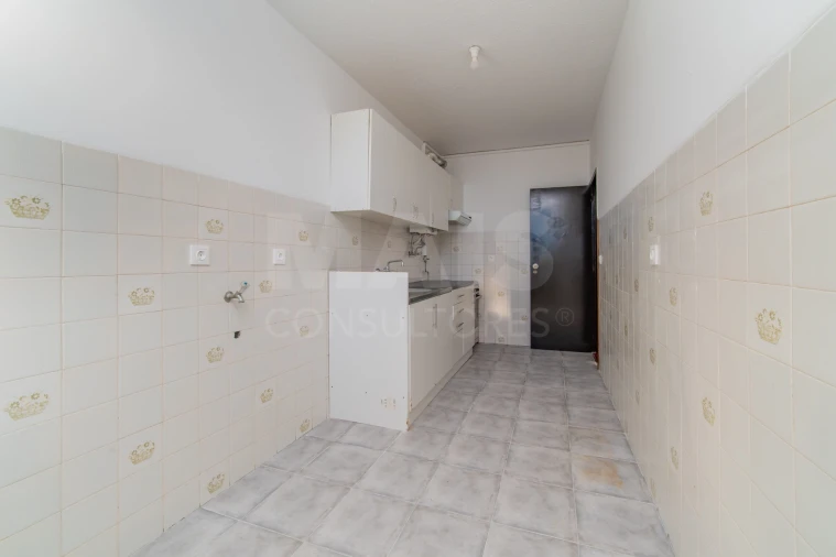 Apartamento T2 para Venda em Benavente Foto 2