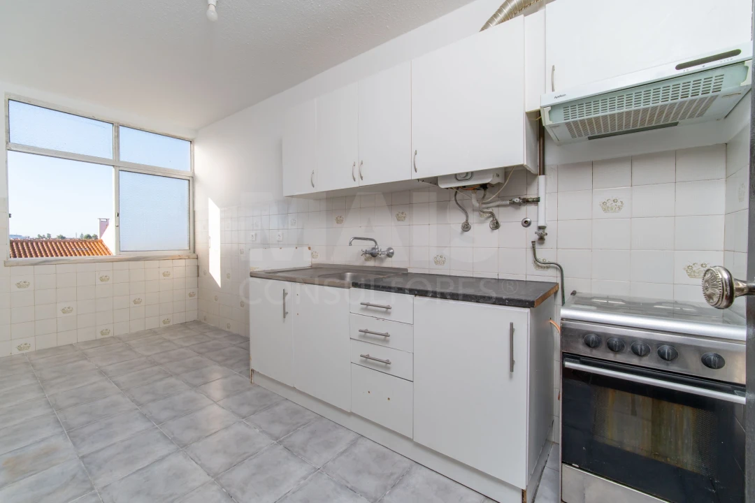 Apartamento T2 para Venda em Benavente Foto 1