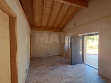 Moradia T2 para Venda em Alvorninha