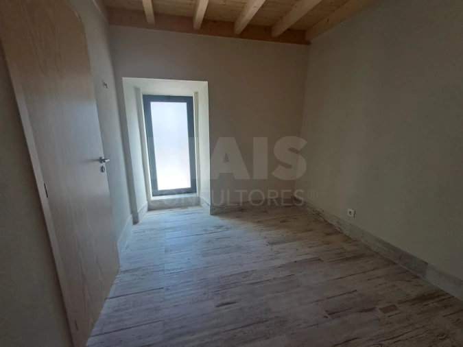 Moradia T2 para Venda em Alvorninha Foto 7