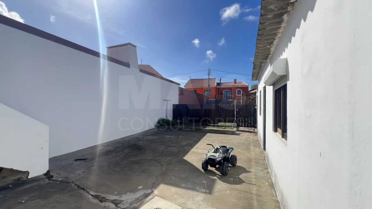 Moradia T2 para Arrendamento em Ferrel Foto 8
