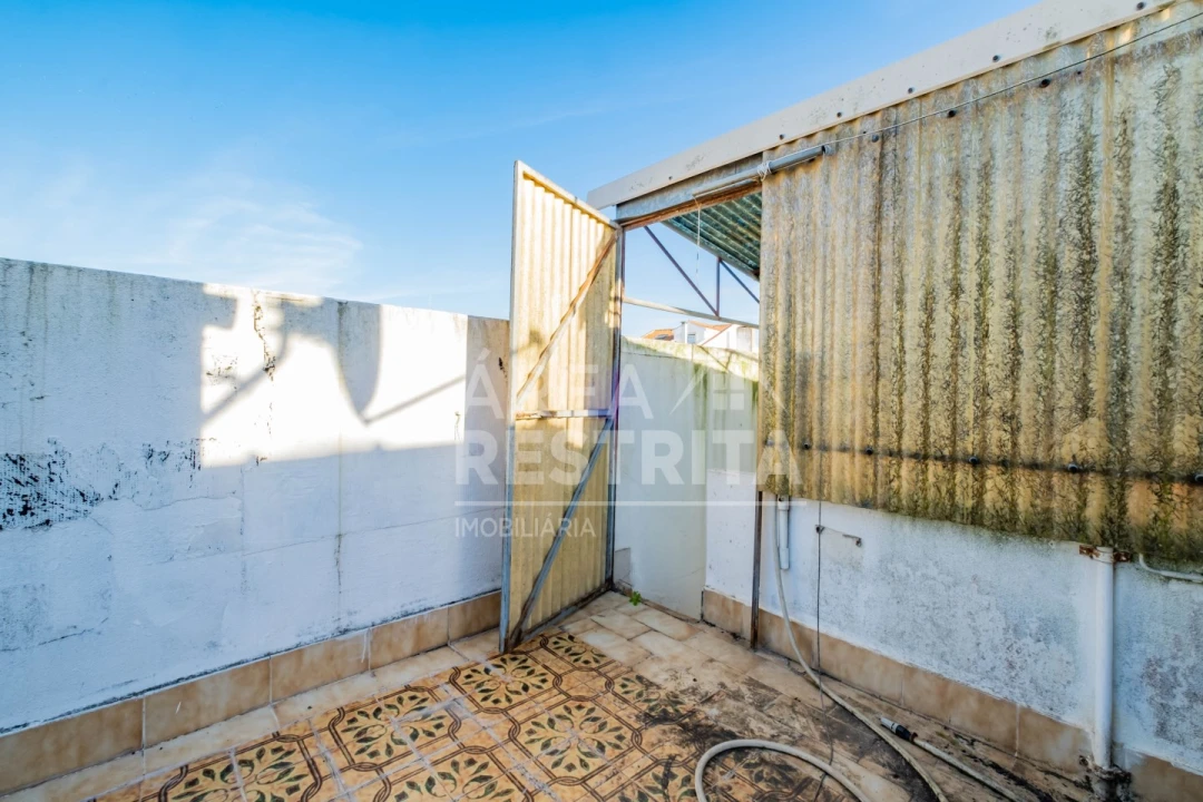 Moradia T3 para Venda em Samora Correia Foto 27