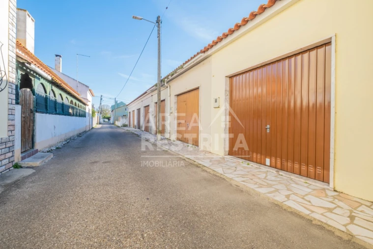 Moradia T3 para Venda em Samora Correia Foto 4