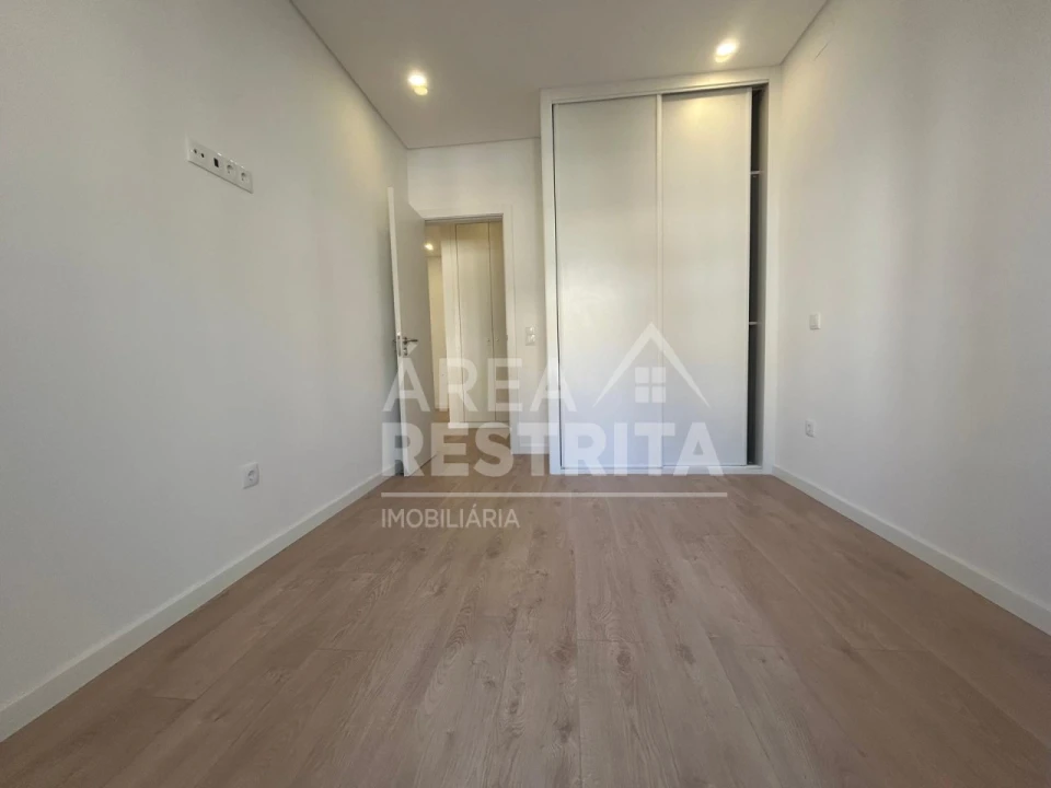 Apartamento T2 para Venda em Alto do Seixalinho, Santo André e Verderena Foto 5
