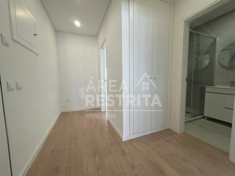 Apartamento T2 para Venda em Alto do Seixalinho, Santo André e Verderena Foto 8