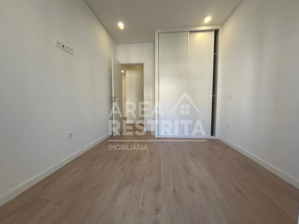Apartamento T2 para Venda em Alto do Seixalinho, Santo André e Verderena Foto 15