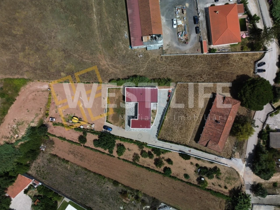 Moradia T4 para Venda em Malveira e São Miguel de Alcainça Foto 35