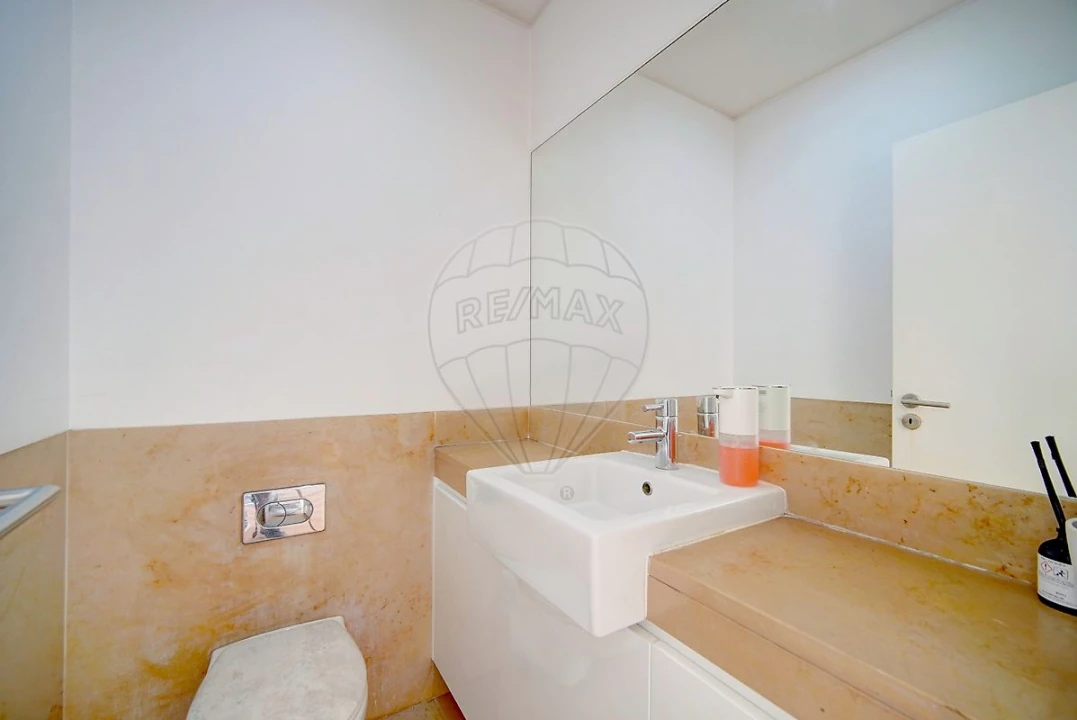Apartamento T3 para Venda em Areeiro Foto 10