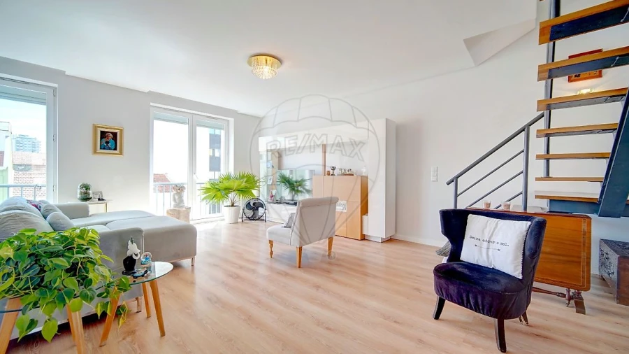 Apartamento T3 para Venda em Areeiro