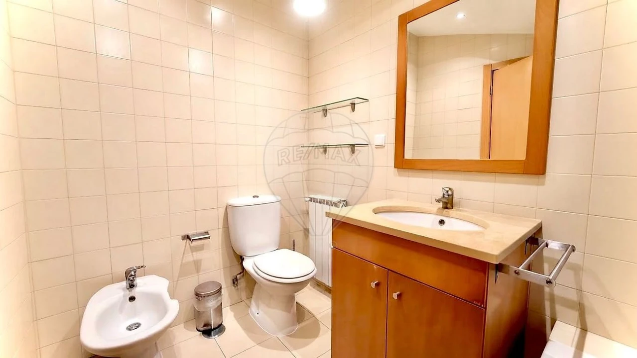 Apartamento T3 para Venda em Almeirim Foto 3