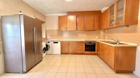 Apartamento T3 para Venda em Almeirim